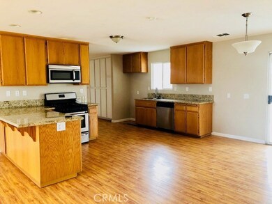 15013 La Brisa Rd, Victorville, CA 92392 - photo 5