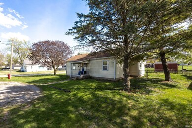 121 Water St, Linden, IN 47955 - photo 2