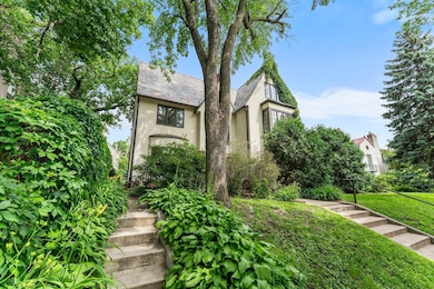 5-web-or-mls-1721 Humboldt Ave S 1-4.jpg