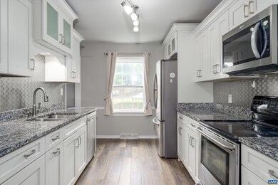 147 Georgetown Green, Charlottesville, VA 22901 - photo 5