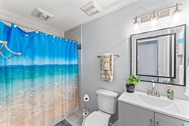 2069 Phillips Cir, Leeds, AL 35094 - photo 6