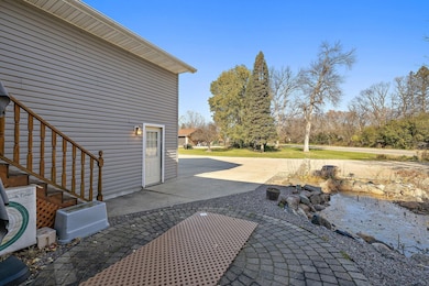 1055 Johnson Place SE, Owatonna, MN 55060 - photo 4