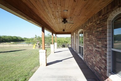 11582 Twin Lakes Ln, San Angelo, TX 76904 - photo 6