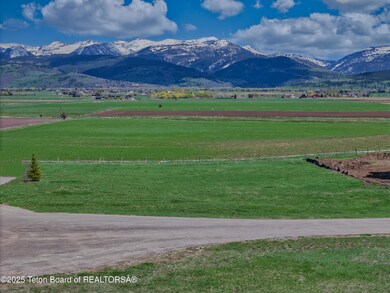 3260 Old Post Ln, Victor, ID 83455 - photo 4