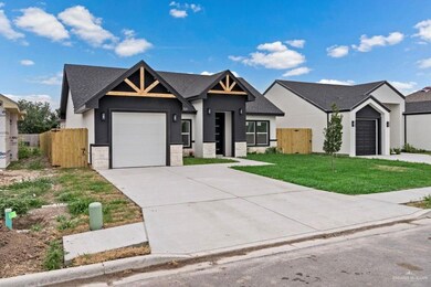 521 Tower Oak Dr, Alamo, TX 78516 - photo 3