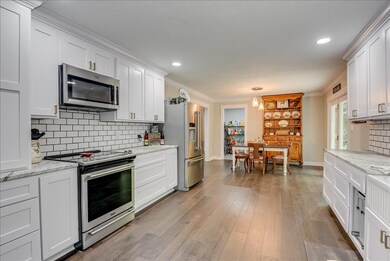 4885 Hereford Farm Rd, Evans, GA 30809 - photo 3