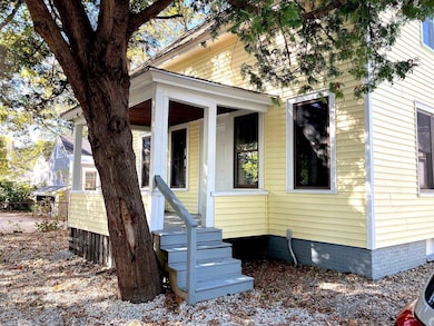 Covered back porch - 37 1/2