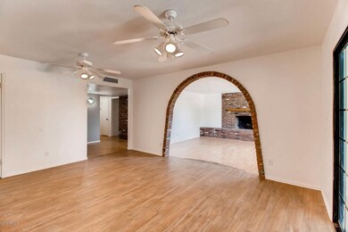 3633 W Yucca Street Phoenix AZ-large-006