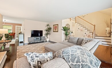 23 Caveson Ct unit 23, Middlebury, CT 06762 - photo 4