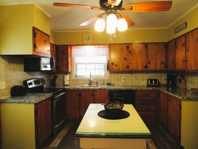 22 Birch St, Buzzards Bay, MA 02532 - photo 4