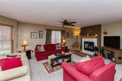 3621 Raccoon Ridge Rd SW, Cedar Rapids, IA 52404 - photo 4