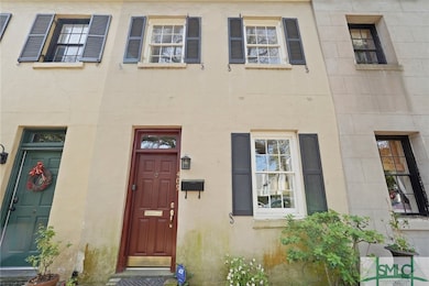 409 E Jones St, Savannah, GA 31401 - photo 3