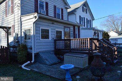 804 Knoxville Rd, Knoxville, MD 21758 - photo 3