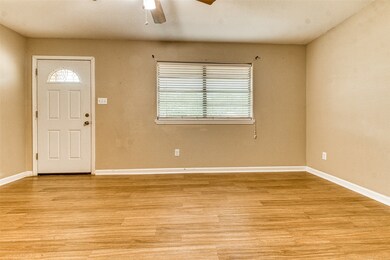 16103 Clarence St, Needville, TX 77461 - photo 5