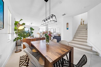 10799 NW 75th St, Doral, FL 33178 - photo 2