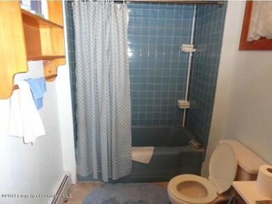 1312 Price St, Scranton, PA 18504 - photo 7