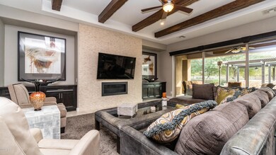 3077 E La Costa Dr-13