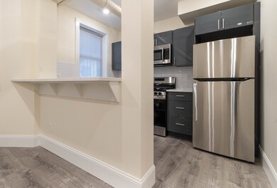 25 Peterborough St unit 33, Boston, MA 02215 - photo 4