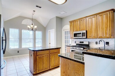 8444 Emerald Cir, North Richland Hills, TX 76180 - photo 6