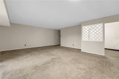 2930 N Bay Dr unit L7, Westlake, OH 44145 - photo 6