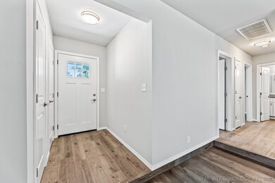 13864 S Fern St, Glenpool, OK 74033 - photo 3