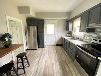 607 Fourth St, Howe, IN 46746 - photo 6