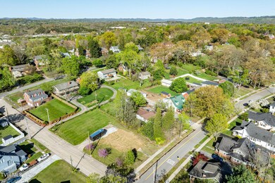 1102 Catawba St (7 of 36)