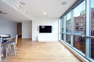 The Strada 234 unit 1004, Boston, MA 02114 - photo 4