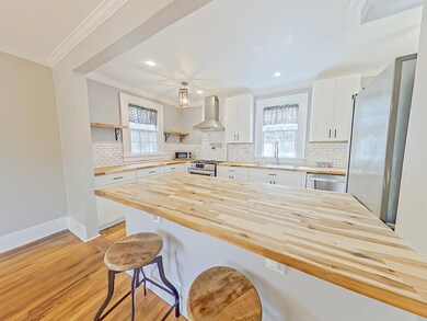005_23-dining_room_24