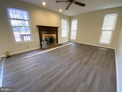 2070 Ingleside Ct, Crofton, MD 21114 - photo 7