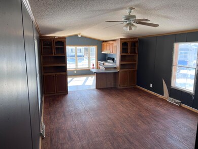 kitchen living room area