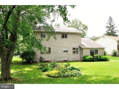 213 Lamp Post Ln, Cherry Hill, NJ 08003 - photo 3