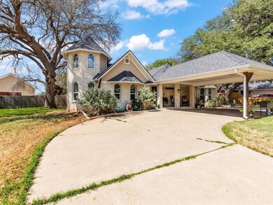 614 Aqua Vista Dr, Granbury, TX 76049 - photo 4