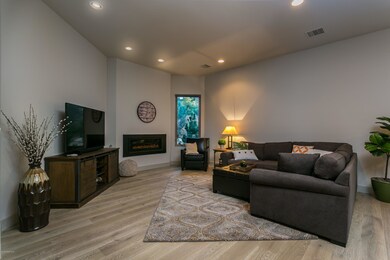 003_Living Room