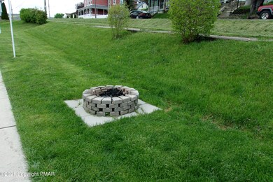 631 Center St, Jim Thorpe, PA 18229 - photo 7