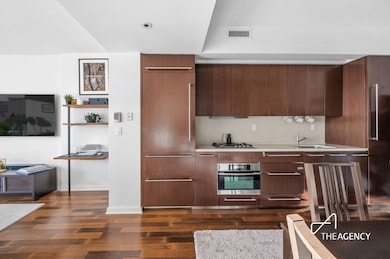 Gramercy by Starck unit 10A, New York, NY 10010 - photo 5