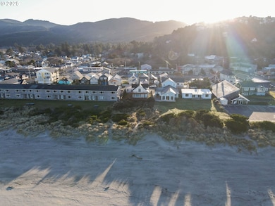 229 S Pacific St, Rockaway Beach, OR 97136 - photo 5