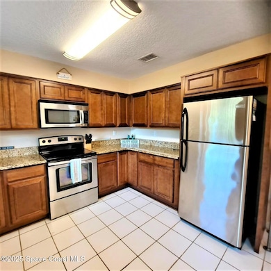 1490 - Kitchen (10)