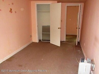 352-762470 Bedroom 2 (12)
