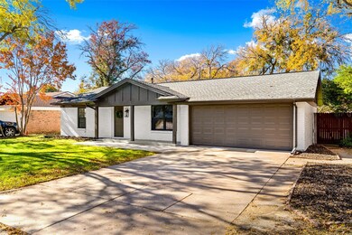 2153 Shady Grove Dr, Bedford, TX 76021 - photo 2