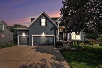 15615 Linden Ln, Overland Park, KS 66224 - photo 2