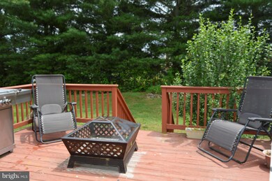 7417 Brangles Rd, Marriottsville, MD 21104 - photo 3