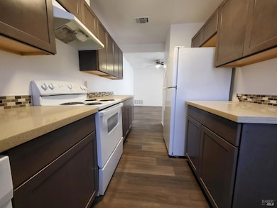 1910 Grande Cir unit 113, Fairfield, CA 94533 - photo 6