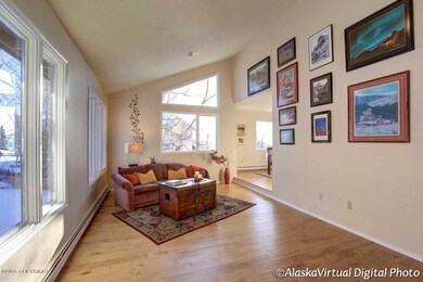 vlted ceiling, hang your collections