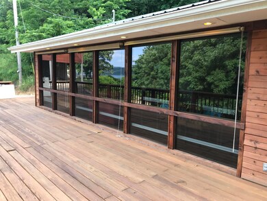 33CAEB17-414C-419D-B882-68B7988D1AC4