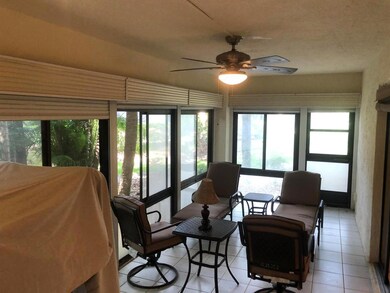 Spacious Patio/Florida room