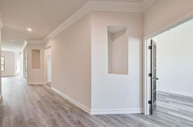 124 Colonial Dr, Joshua, TX 76058 - photo 3