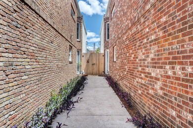 511 W 22nd St, Houston, TX 77008 - photo 2