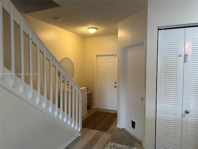 12172 SW 5th Ct, Pembroke Pines, FL 33025 - photo 4