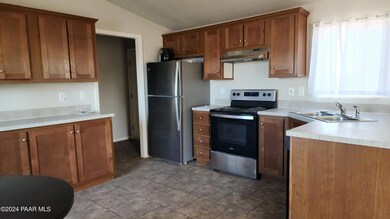 61 E Antelope Run Rd, Paulden, AZ 86334 - photo 3
